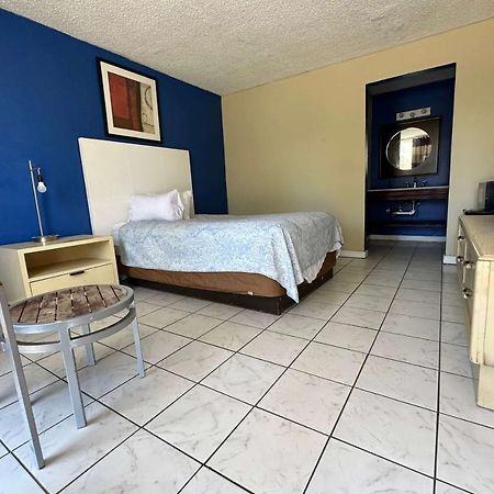 Travelodge By Wyndham لومبيرتون، كارولاينا الشمالية المظهر الخارجي الصورة