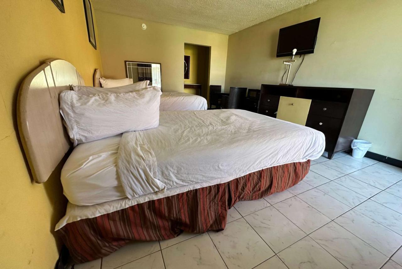 Travelodge By Wyndham لومبيرتون، كارولاينا الشمالية المظهر الخارجي الصورة