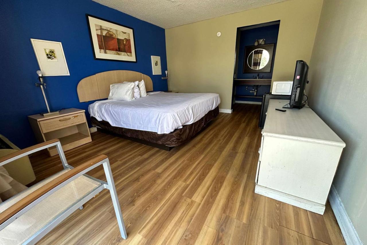 Travelodge By Wyndham لومبيرتون، كارولاينا الشمالية المظهر الخارجي الصورة